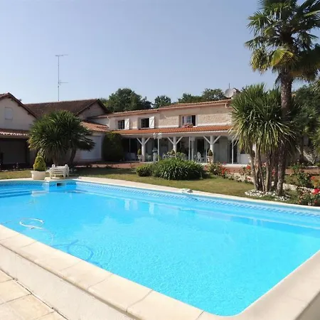 House Avec Piscine Vakantiehuis