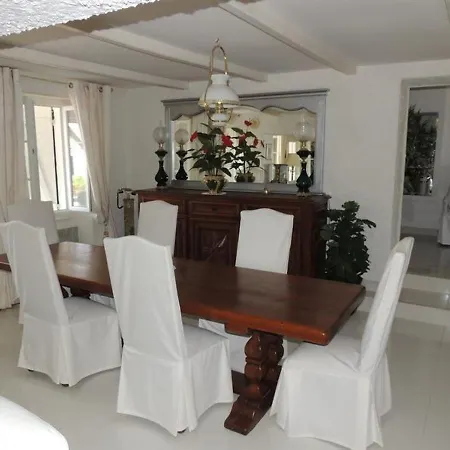 House Avec Piscine Vakantiehuis *
