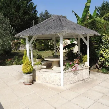 Vakantiehuis House Avec Piscine *
